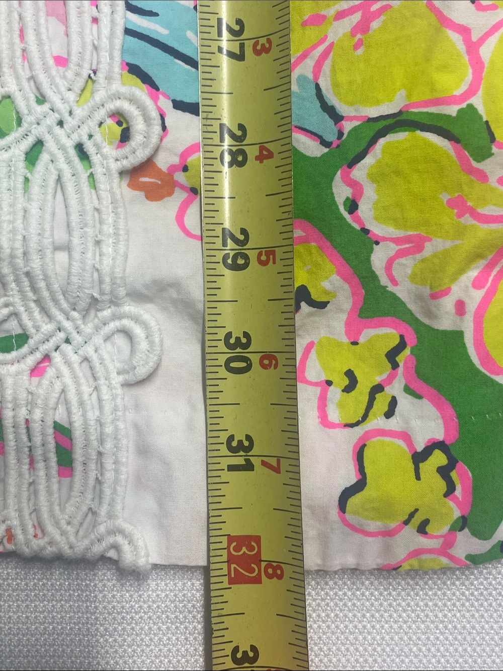Lilly Pulitzer Sleeveless Shift Dress in Pink and Multicolor. Size 4. Pre-owned. - Picture 11 of 12